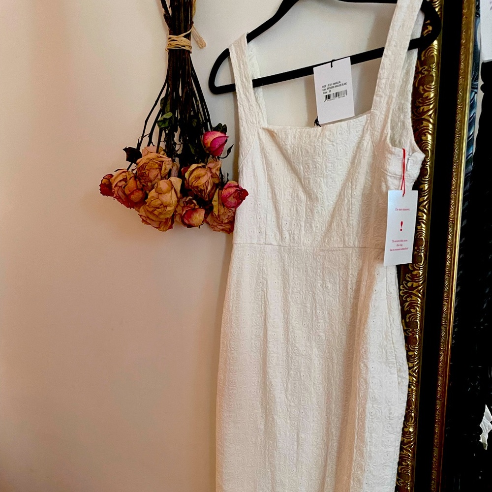 Rouje AMALIA dress in white. Stretch material never worn with tags.